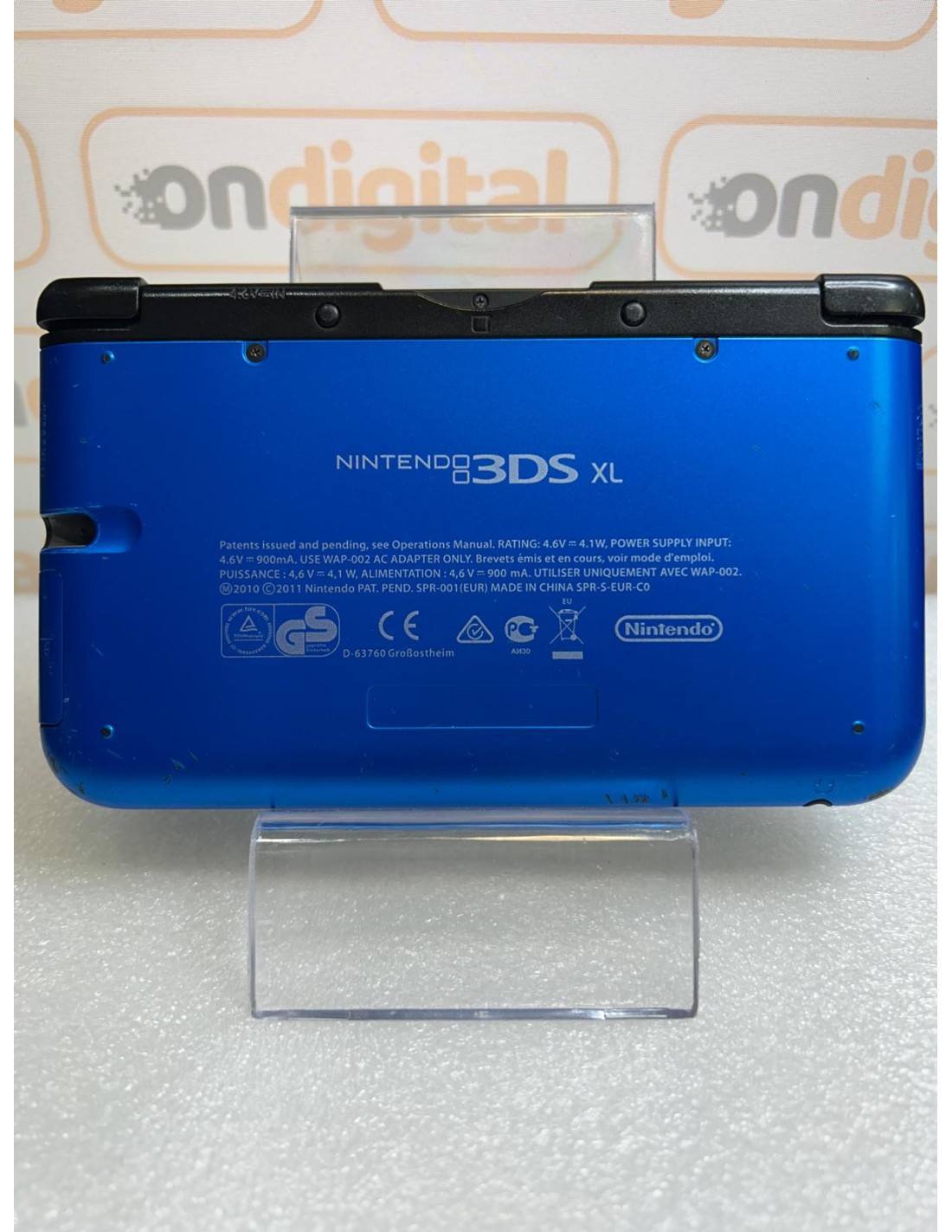 Nintendo 3DS outlets in Blue